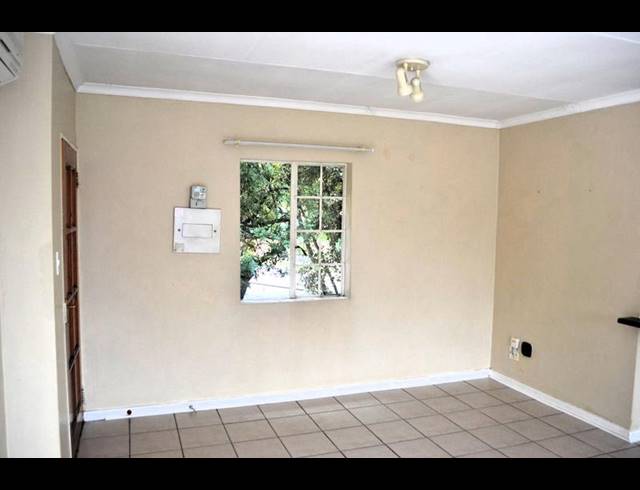 3 BEDROOM APARTMENT FOR SALE IN FLORAUNA